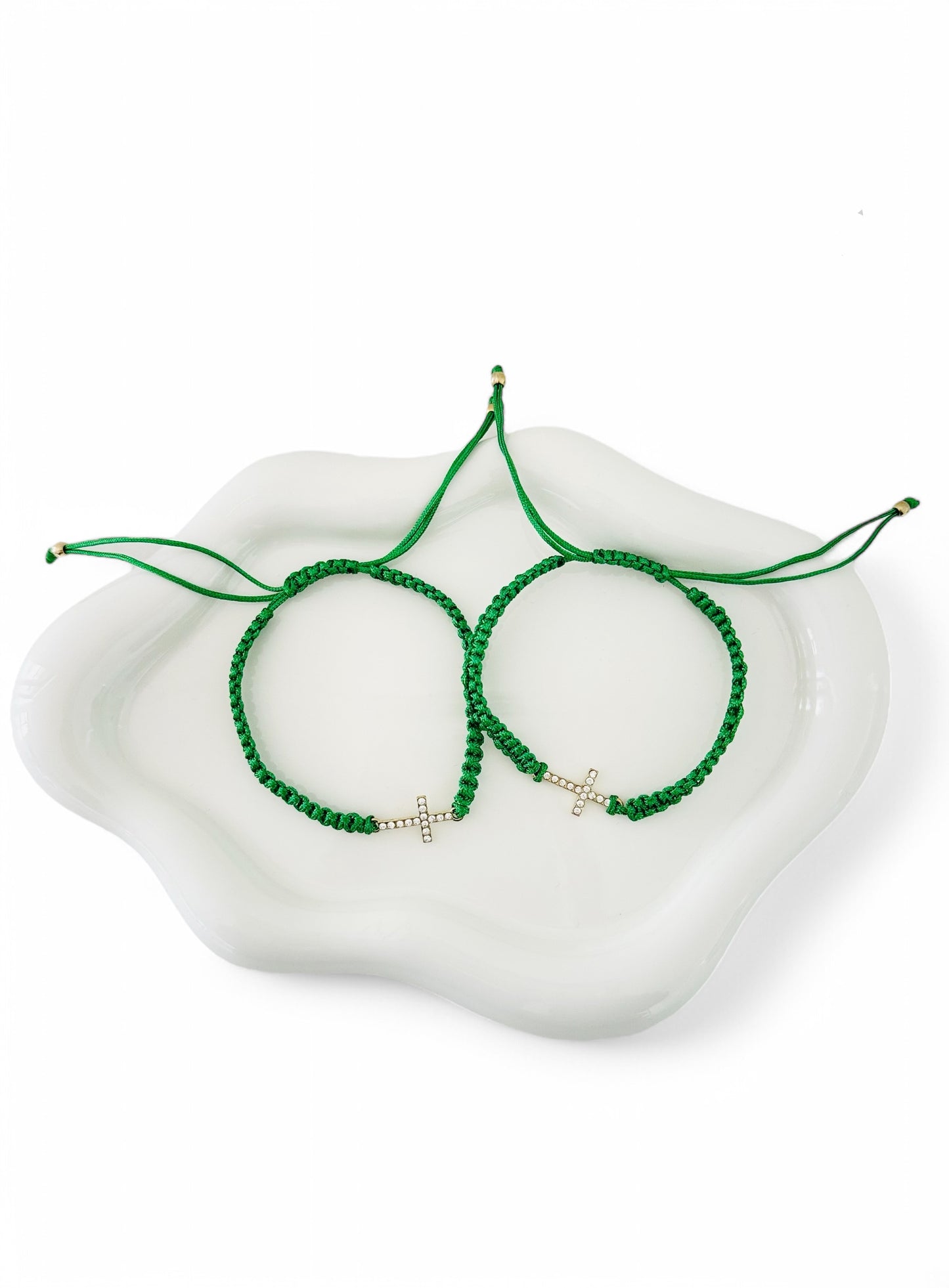 Rope Pull Bracelet with Cross